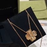 高品质纯金手链推荐：奢华佩戴必备，选购指南与热门款式盘点