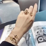 高品质纯金手链选购指南：时尚饰品投资必看！- 精选推荐