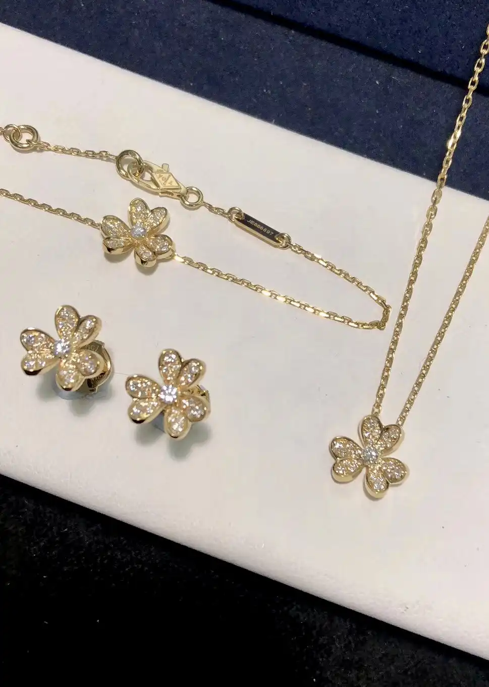 纯金手链定制图片展示