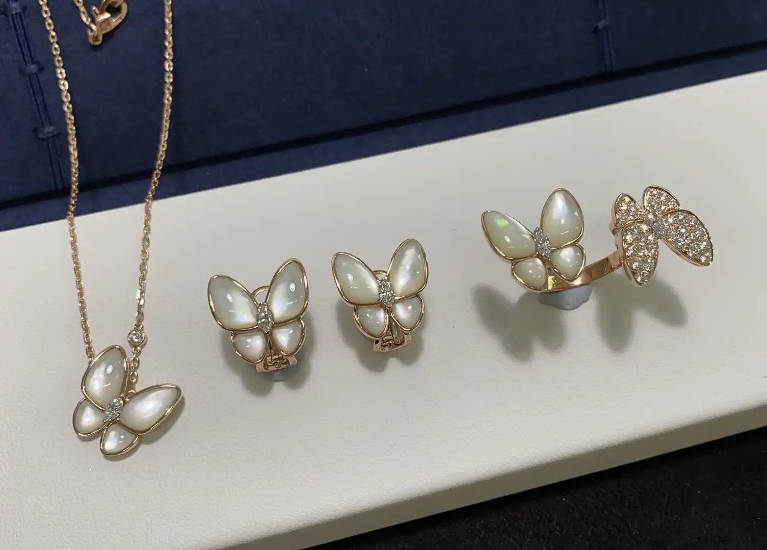 玫瑰金手绳定制图片展示