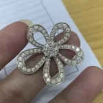 奢华之选：纯金手链盘点，选购指南与热门款式推荐