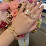 奢华满钻手链盘点：时尚潮流单品，提升佩戴者气质的必备饰品！
