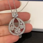 纯金手链选购指南：高品质黄金饰品，投资与佩戴两相宜推荐！