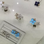 高品质纯金手链推荐：奢华珠宝必备单品，选购指南与保养技巧