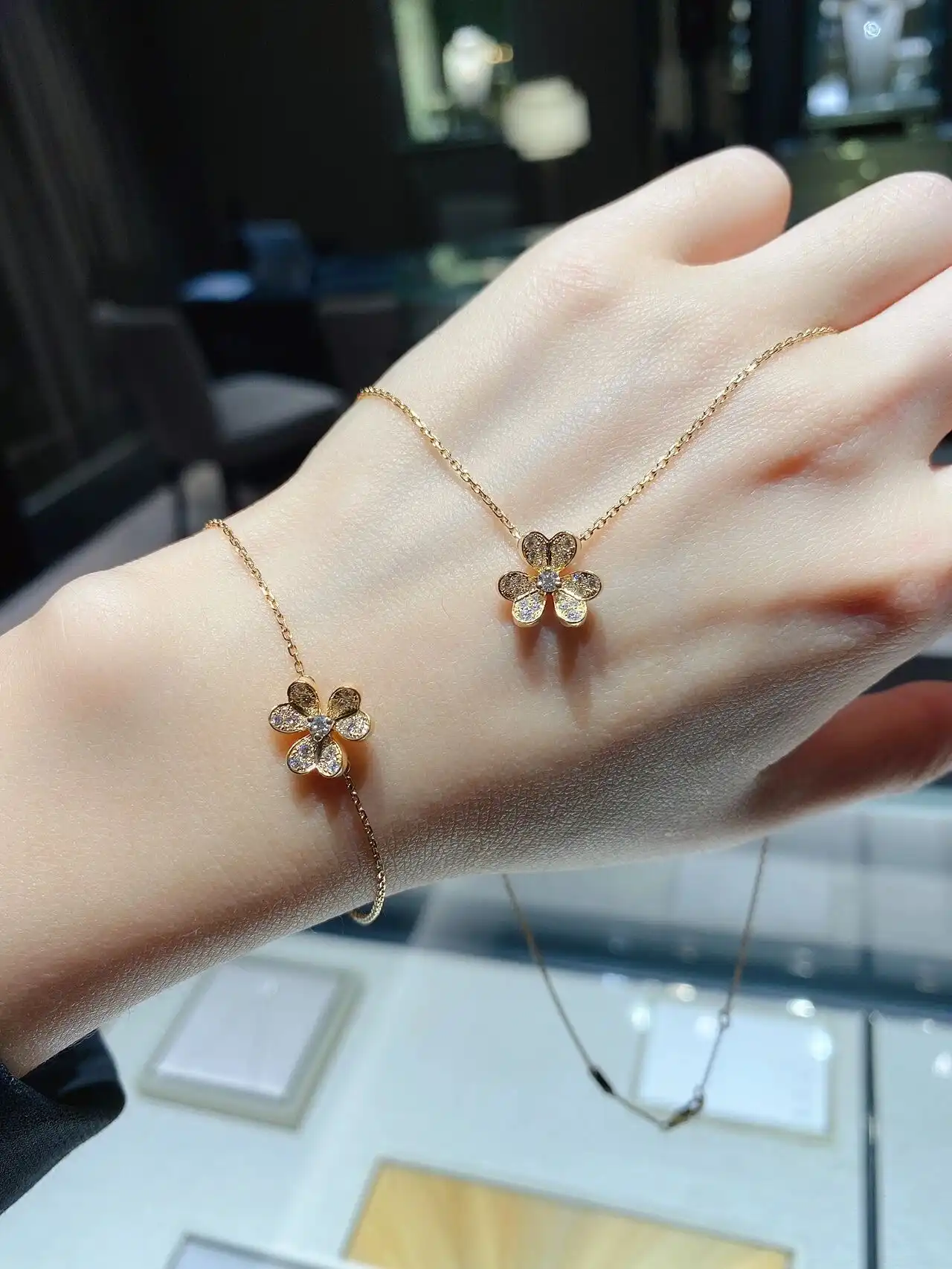 玫瑰金手绳定制图片展示