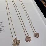 奢华璀璨！2023年热门满钻手链款式盘点，让你成为焦点女神