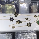 奢华闪耀：顶级满钻手链盘点，选购指南与热门款式推荐！