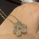 高端奢华首选：纯金手链评测与选购指南，让您尽享金色魅力！