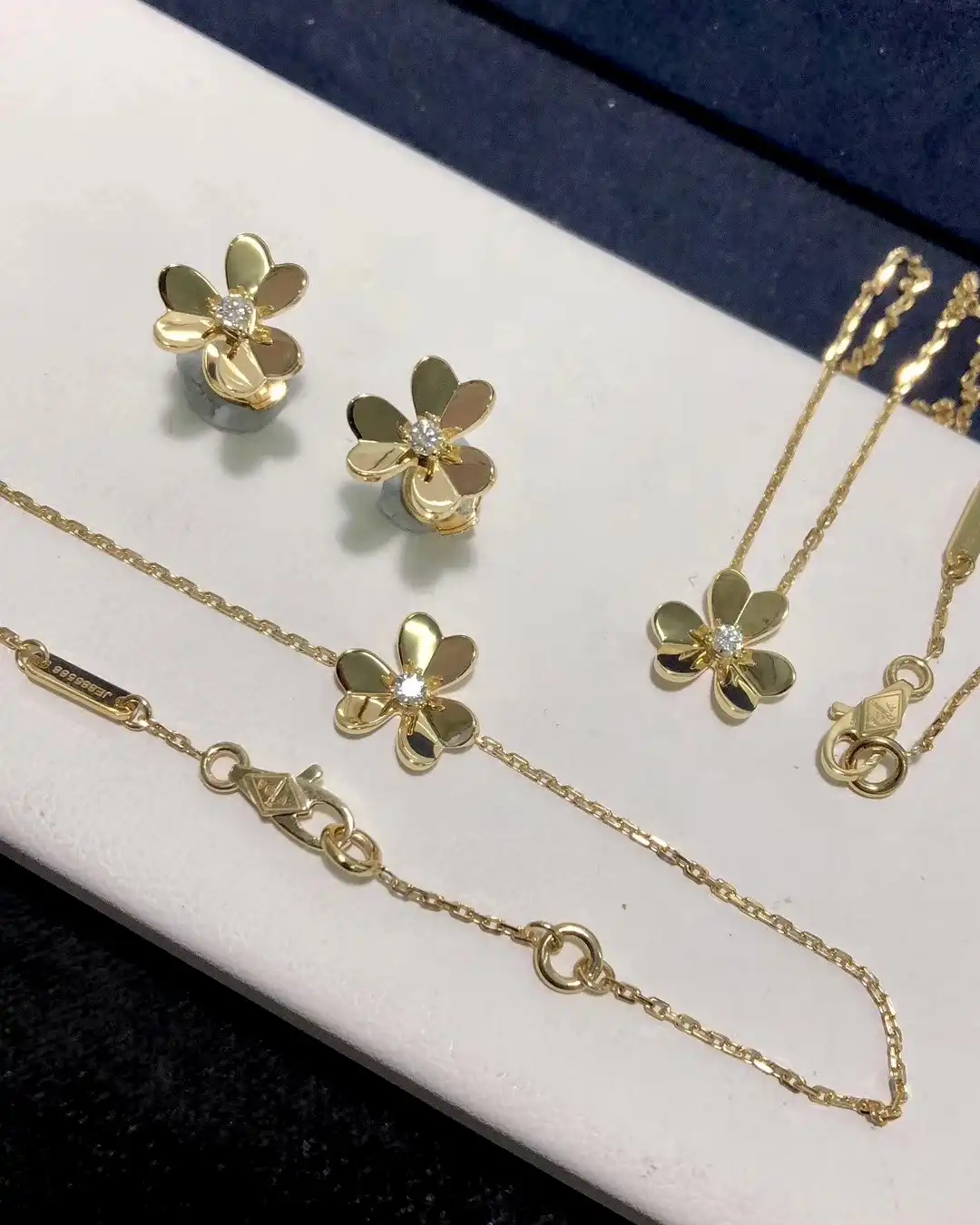 纯金手链定制图片展示