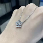 网红必备！时尚玫瑰金手绳，潮流搭配指南，助你轻松驾驭各种场合