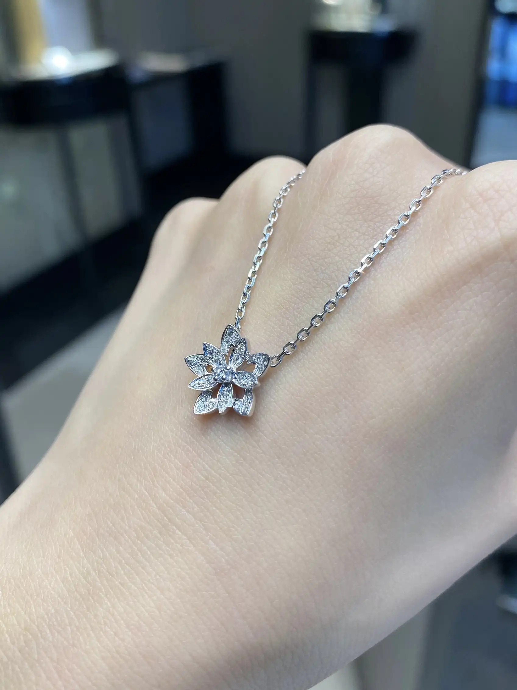 玫瑰金手绳定制图片展示