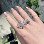 奢华玫瑰金手绳：时尚潮流必备，选购指南与热门款式推荐