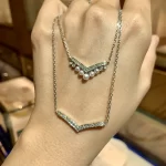 璀璨满钻手链热销榜：时尚高颜值饰品，选购指南与推荐！