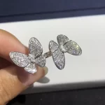 纯金手链选购指南：如何挑选优质手链，价格与款式大揭秘！