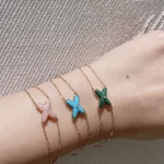 纯金手链热销排行榜：选购指南与品牌推荐，让你的手腕闪耀黄金光芒！