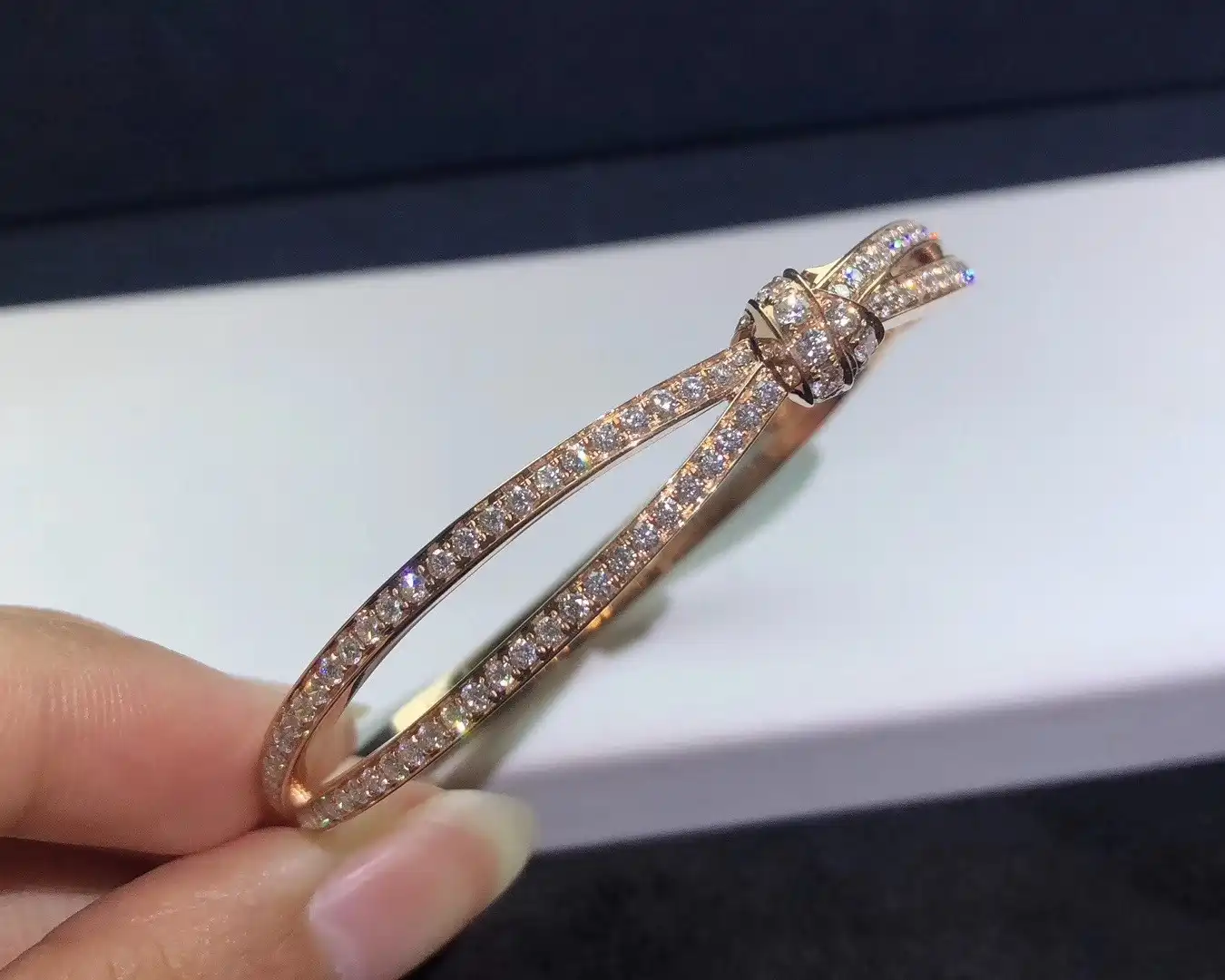 玫瑰金手绳定制图片展示