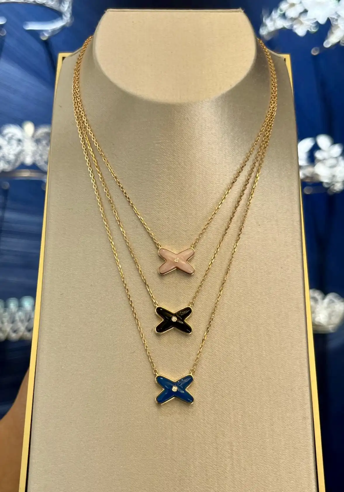 玫瑰金手绳定制图片展示