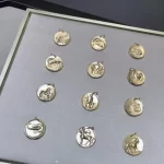 纯金手链选购攻略：时尚奢华必备，揭秘性价比之王！