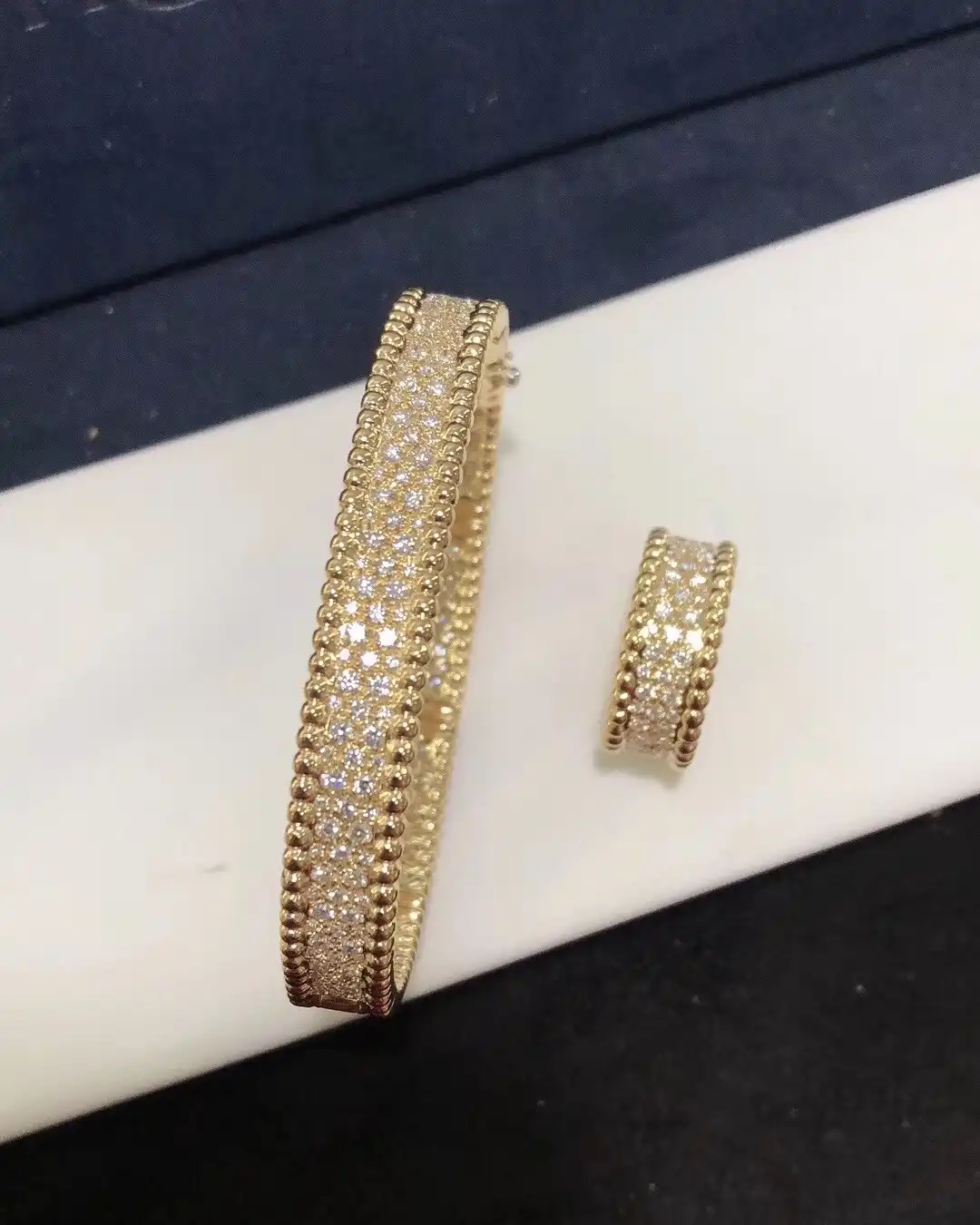 玫瑰金手绳定制图片展示