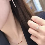 闪耀全场！高端满钻手链盘点：选购攻略与时尚搭配推荐