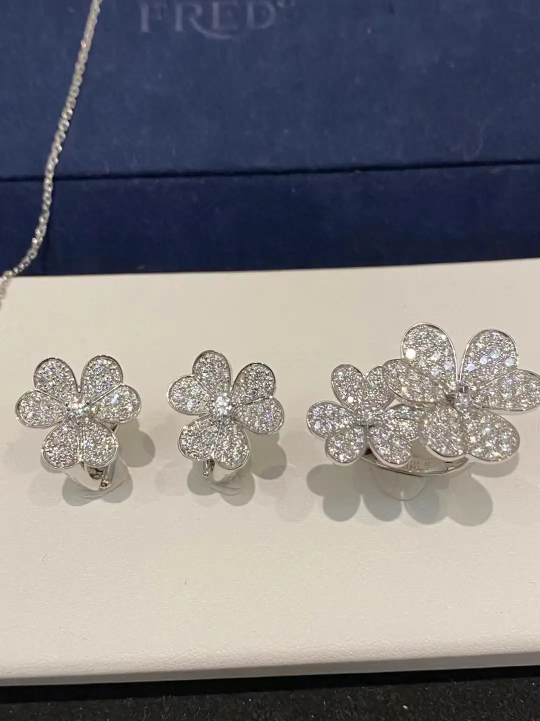 玫瑰金手绳定制图片展示