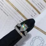 高品质纯金手链选购指南：时尚潮流与投资价值的完美结合