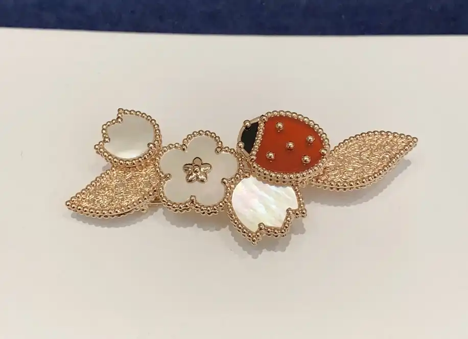 玫瑰金手绳定制图片展示