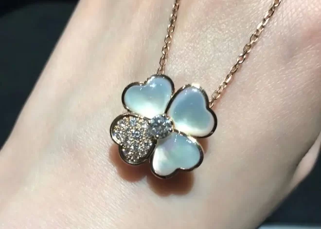 纯金手链选购指南：如何挑选高品质的黄金饰品提升佩戴价值