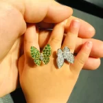 奢华满钻手链：时尚珠宝界的璀璨焦点，选购指南及热门款式推荐