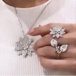 网红爆款！玫瑰金手绳时尚搭配指南，潮流搭配技巧大揭秘