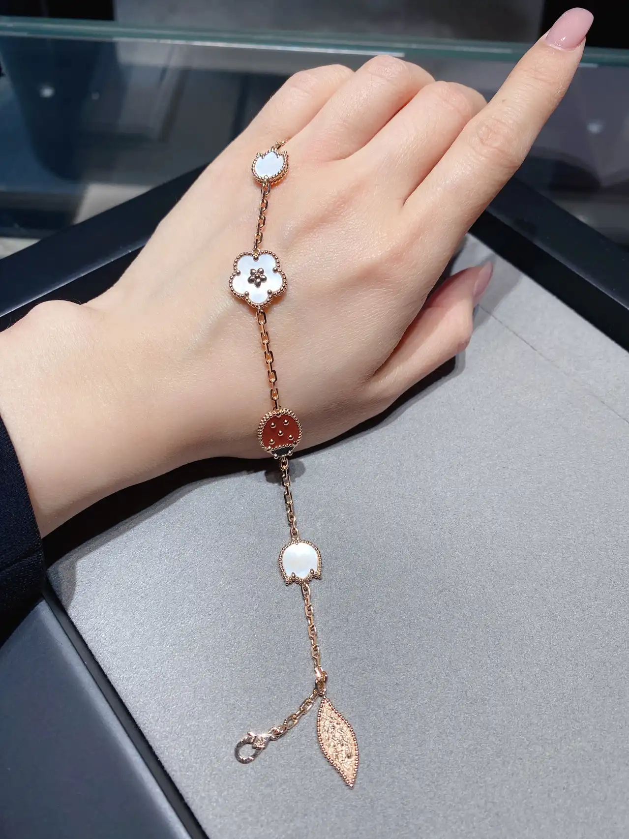 纯金手链定制图片展示