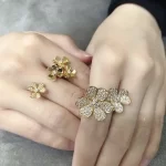 奢华满钻手链热销排行榜：时尚达人必备的璀璨珠宝单品推荐！