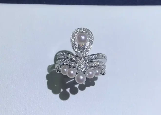 纯金手链热销盘点：选购指南与品牌推荐，轻松选购高品质黄金饰品！