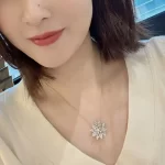 奢华满钻手链：时尚搭配必备，明星同款选购指南！