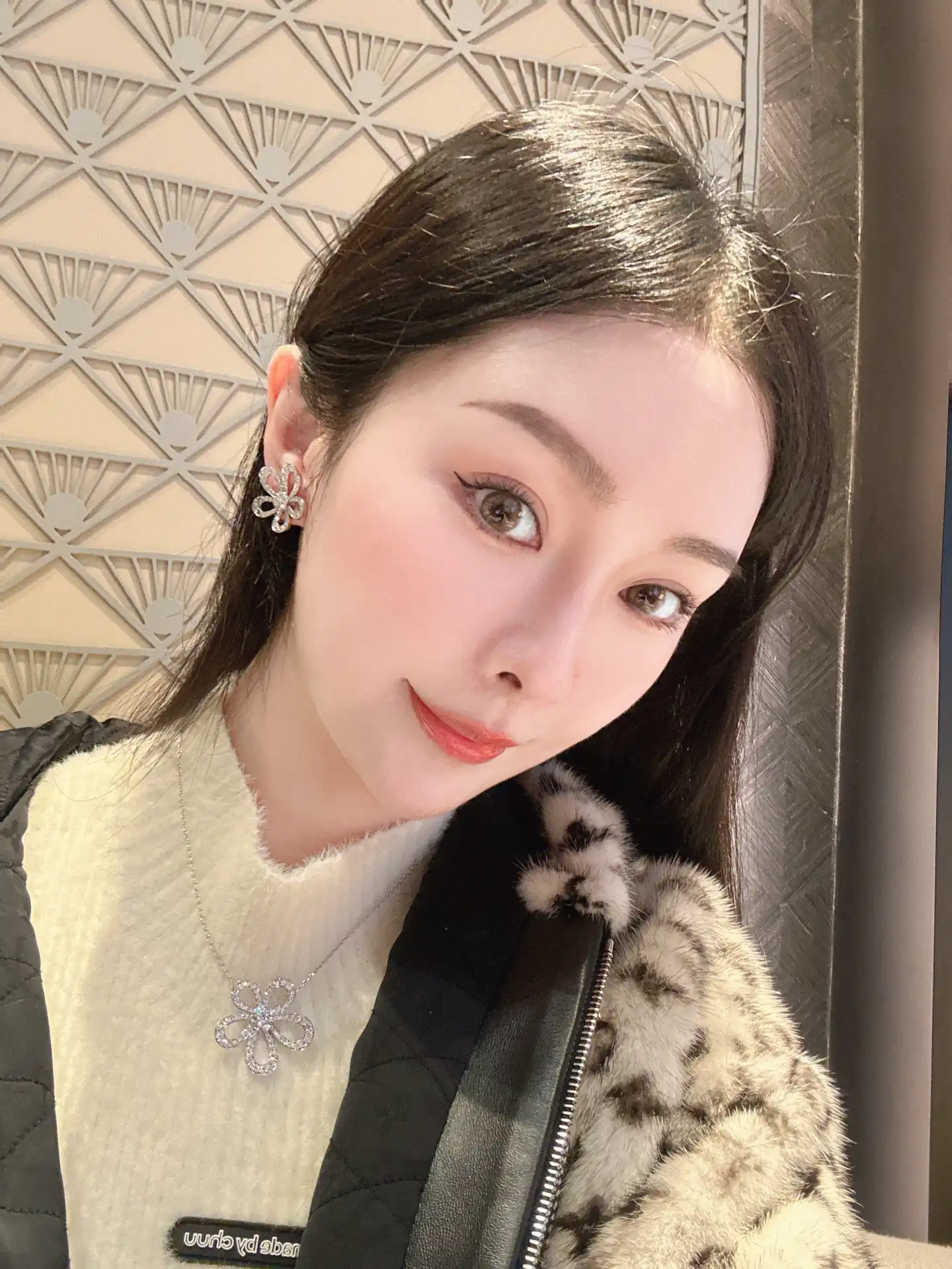 玫瑰金手绳定制图片展示